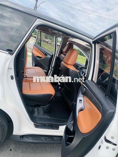 Toyota Innova 2018 2.0E - 58000 km