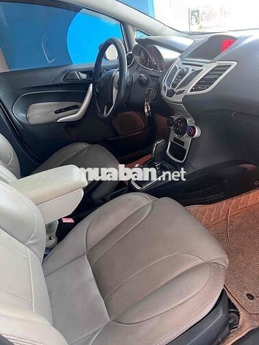 Ford Fiesta S Hatchback Tự Động 2011 Cực Đẹp