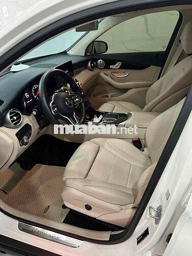 Mercedes Benz GLC 2020 200 - 52000 km