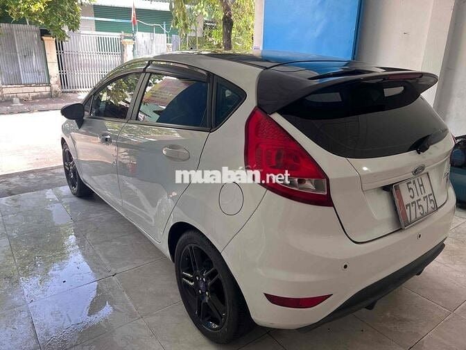 Ford Fiesta S Hatchback Tự Động 2011 Cực Đẹp