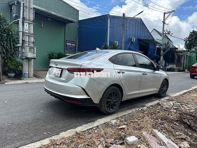 Hyundai Accent 2021 1.4 MT Tiêu chuẩn - 96000 km