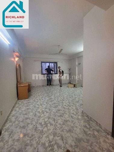 CHO THUÊ NHÀ 210 NGUYỄN THÁI BÌNH, TÂN BÌNH – GẦN SÂN BAY_DT:8m x27m