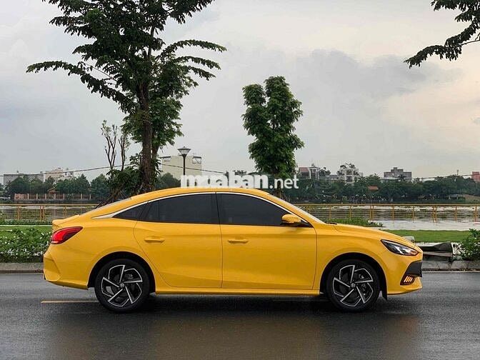 MG5 2022 Lux xe chạy lướt 1v8 km full LS hãng