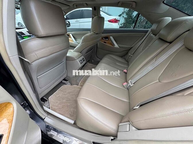 Toyota Camry 2007 XLE 3.5 - 100000 km