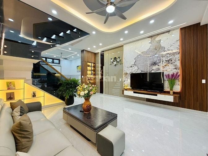 ⭐️Nhà 3 Lầu DT:5x13m, tuyệt đẹp Cao cấp hẻm xe hơi 6m Quang Trung, P14