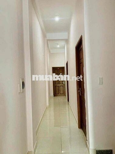 Nhà 3,5 tầng 10Phòng mặt tiền Đinh Công Trứ dòng tiền 45tr/tháng