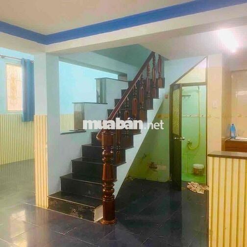 NHÀ NGYÊN CĂN RỘNG 100 mét chỉ 10tr