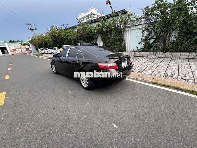 Toyota Camry 2007 XLE 3.5 - 100000 km