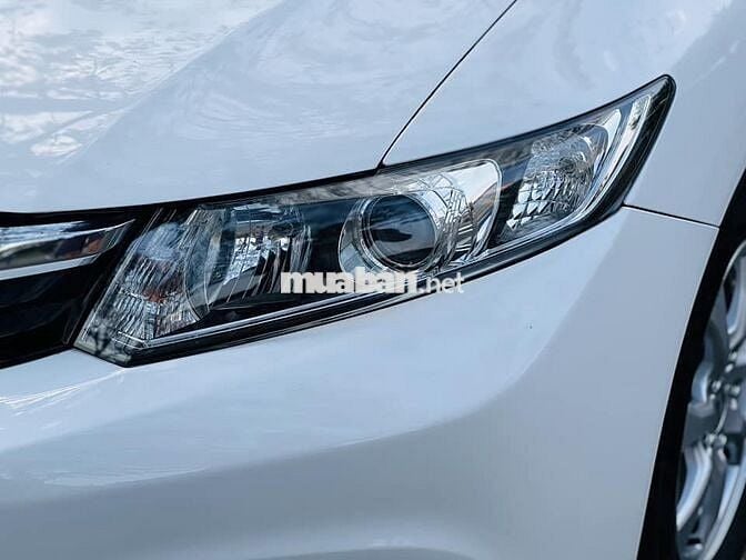 Honda Civic 1.8AT 2014 màu trắng
