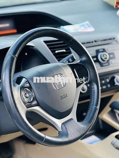 Honda Civic 1.8AT 2014 màu trắng