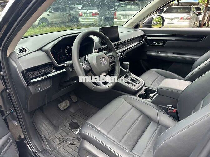 Honda CRV L sx 2024 mới chạy 15.000 km