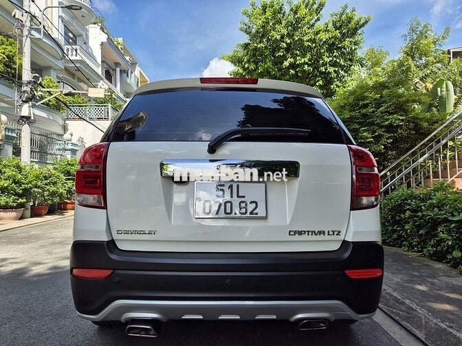 Captiva sx:2015 Auto màu trắng,gđ sử dụng mới 98%.