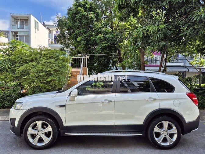 Captiva sx:2015 Auto màu trắng,gđ sử dụng mới 98%.