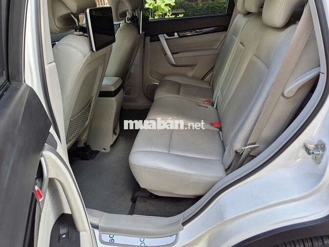 Captiva sx:2015 Auto màu trắng,gđ sử dụng mới 98%.