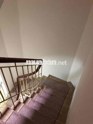 bán nhà 42m2, 5 phòng ngủ, ngõ 254 phố Minh Khai