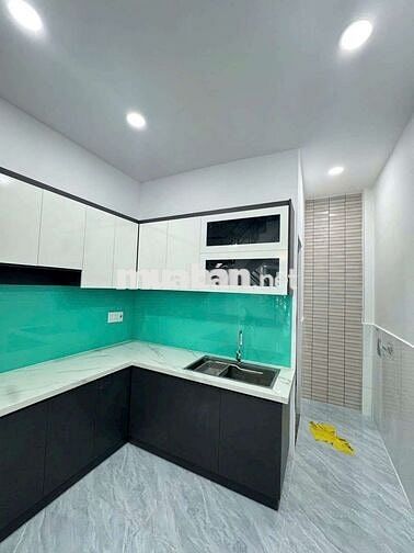 Nhà Lầu đẹp hẻm ô tô ngay đại học công thương 40m² chỉ nhỉnh 4 Tỷ