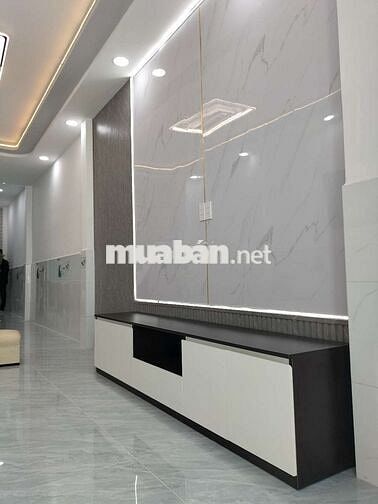 Nhà Lầu đẹp hẻm ô tô ngay đại học công thương 40m² chỉ nhỉnh 4 Tỷ