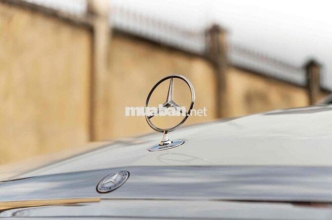 Mercedes E200 đklđ 2017- Trả trước 350Tr