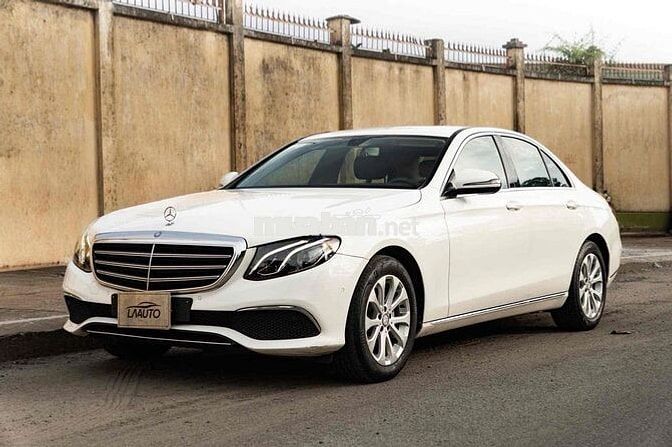 LONG ANH AUTO về Mercedes E200 model 2017 gia tốt