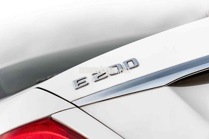 Mercedes E200 đklđ 2017- Trả trước 350Tr