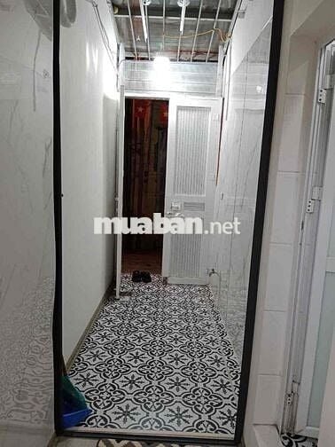 Bán nhà tập thể phố Bùi Ngọc Dương nhà dẹp 2 thoáng ở ngay 50m tầng 1