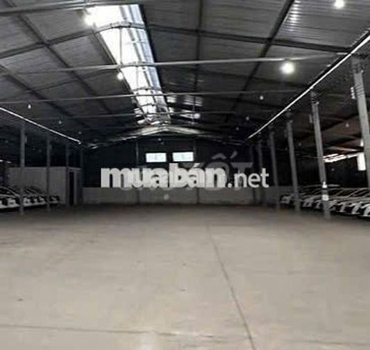 Kho diện tích lên đến 650m2 ở Nguyễn Văn Quỳ cần cho thuê gấp có pccc
