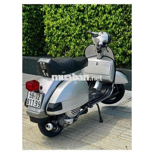 Vespa cổ P150X date 1978 full đồ chơi, chính chủ.
