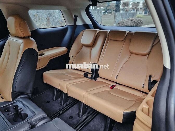 Kia Carnival 2022 2.2D Luxury - 1 chủ k chạy dv