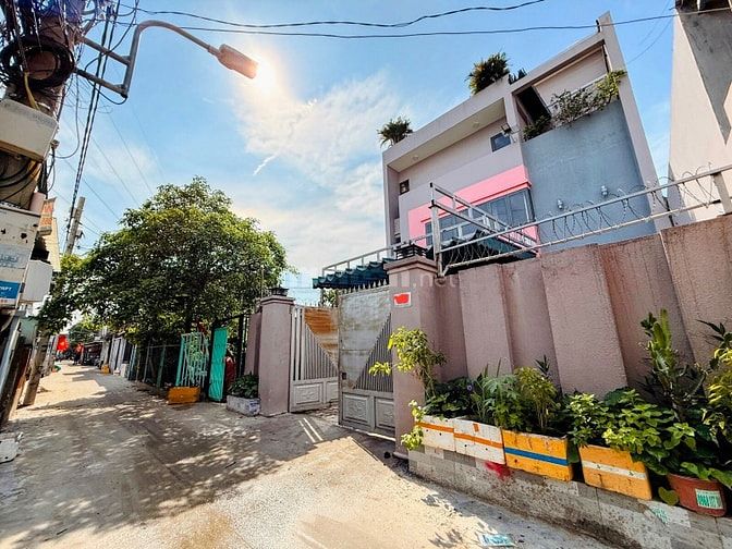 HIẾM - Nhà 4 Tầng - 9X19 - Ngay Đại Học Nguyễn Tất Thành - Quận 12 