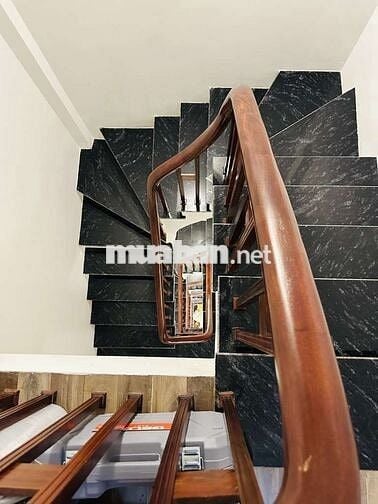 📐 45.5m², 6 tầng.✅ Xây độc lập, thiết kế hiện đại, thang máy