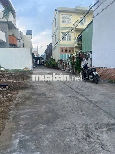 ngộp ngân hàng bán lô đất ở Quận 12, DT 68m2, giá 2ty1