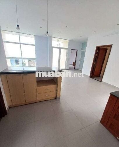 Bán nhà 5 tầng, 9x11 nở hậu Nguyễn Văn Nghi GV ,cách mặt phố 20m