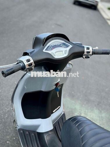 VESPA mà giá chỉ bằng Vision ae nhanh tayyyy