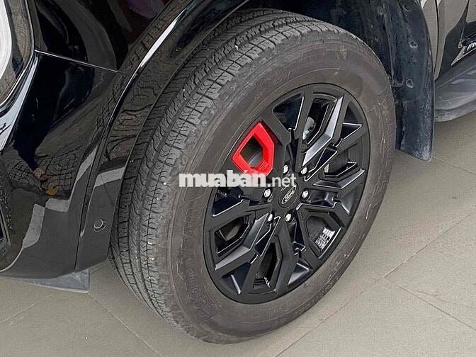 Ford Stormtrak 2025 siêu lướt 3.100 km
