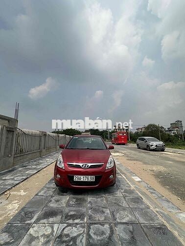 Hyundai i30 2010 - 14 km