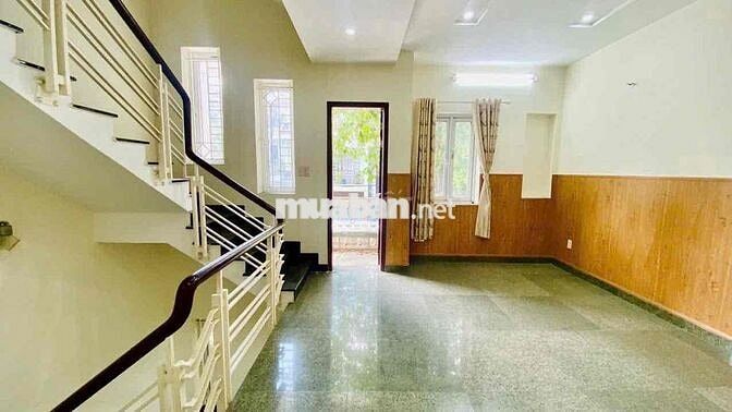 CHO THUÊ NHÀ MẶT TIỀN NGANG 6.5M ĐƯỜNG SỐ 4 PHƯỜNG 16 QUẬN GÒ VẤP