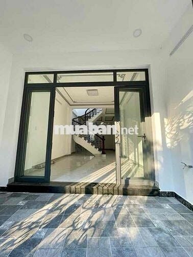 NHÀ MỚI 60m2, NHÀ BÈ, TP HCM, BAN CÔNG THOÁNG MÁT, 4.8T