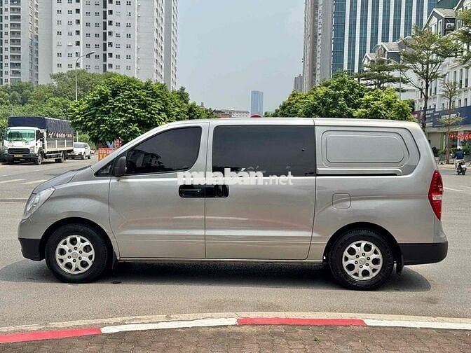 Bán Hyundai Grand Starex 2015 Van 6 Chỗ Máy Dầu