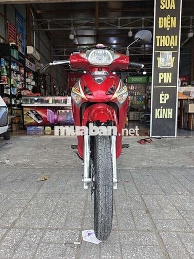 Future neo 2008 lên áo 2009 xem xe có fix  nhẹ ạ