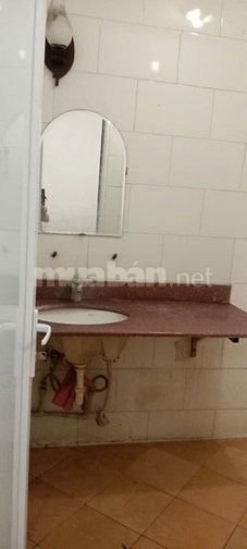 Cho thuê căn hộ kk mặt phố 3,8-4,8tr, tại 169 Đặng Tiến Đông Đống Đa