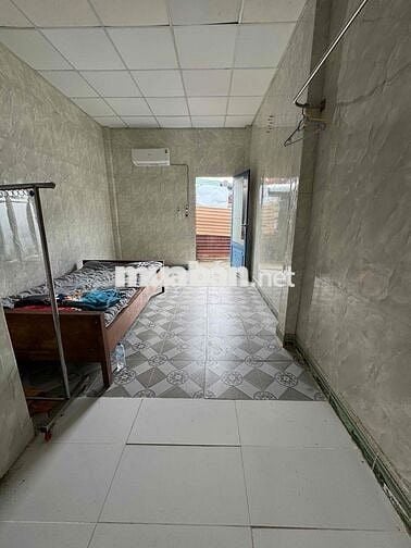 cho thuê phòng trọ có máy lạnh đường Tây Bắc