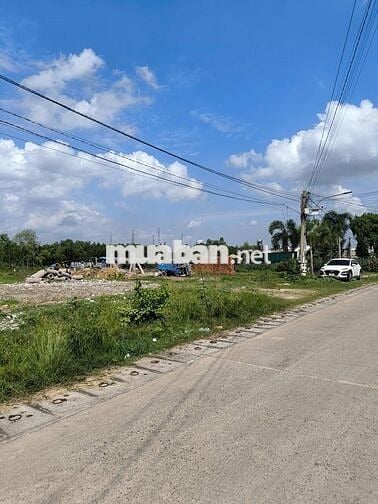 Bán 270m2 (10x27m) view hồ Châu Pha,TP.Phú Mỹ