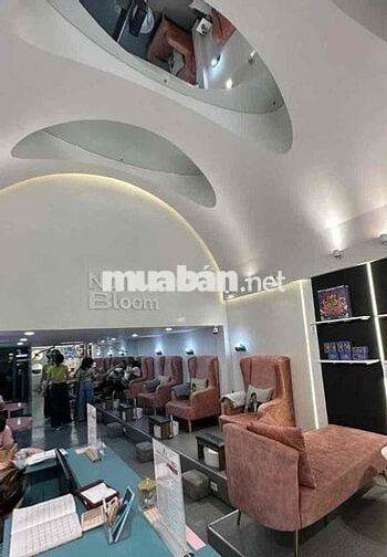 Cho Thuê Nhà Mặt Tiền 122m² Đường Ký Con, Nguyễn Thái Bình, Quận 1