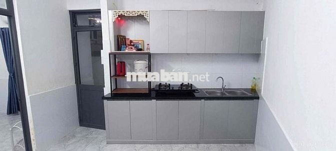 NHÀ NGUYÊN CĂN, đầy đủ nội thất,2 điều hoà