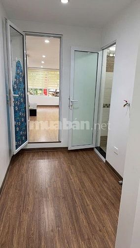 CHÍNH CHỦ GỬI BÁN TẬP THỂ NGHĨA TÂN NGHĨA ĐÔ CẦU GIẤY 3 NGỦ 2WC 4,5 TỶ