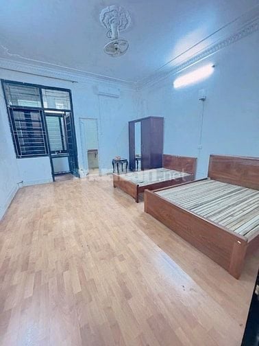 Cho thuê căn hộ kk mặt phố 3,8-4,8tr, tại 169 Đặng Tiến Đông Đống Đa