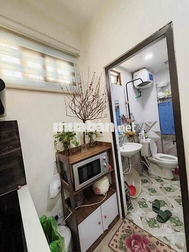 Bán CCMN Mới Đẹp Phôi Sổ Hồng - Tầng Đẹp 6/8- Đống Đa, Khương Thượng