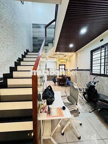 Bán Nhà Hẻm Xe Hơi - Đường Nguyễn Gia Trí- Sầm Uất