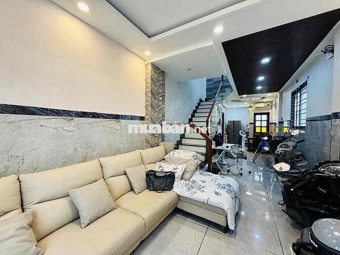 Bán Nhà Hẻm Xe Hơi - Đường Nguyễn Gia Trí- Sầm Uất
