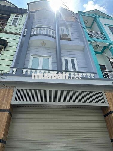 chính chủ cần bán nhà 1 trệt 2 lầu xây kiên cố giá 3ty700